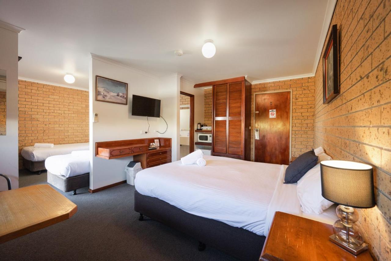 Colac Mid City Motor Inn Bagian luar foto