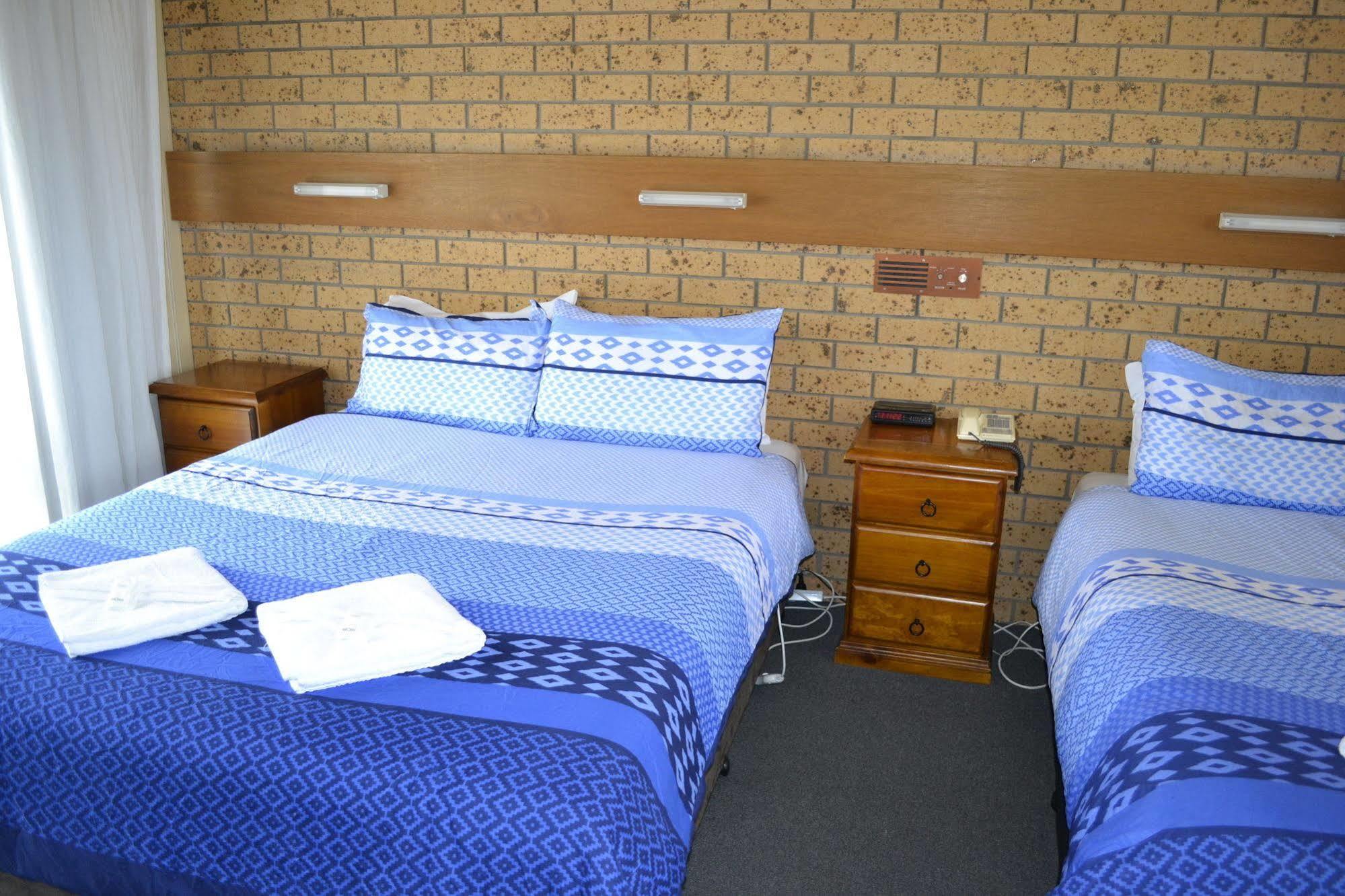 Colac Mid City Motor Inn Bagian luar foto