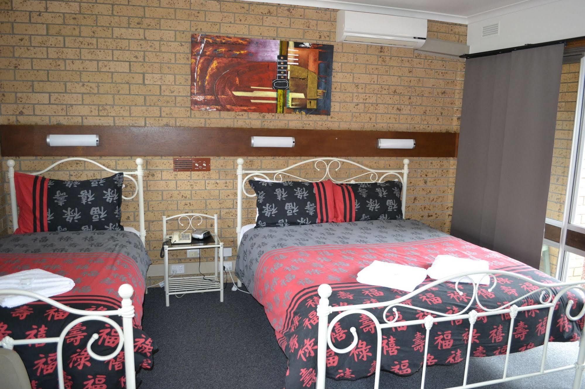Colac Mid City Motor Inn Bagian luar foto